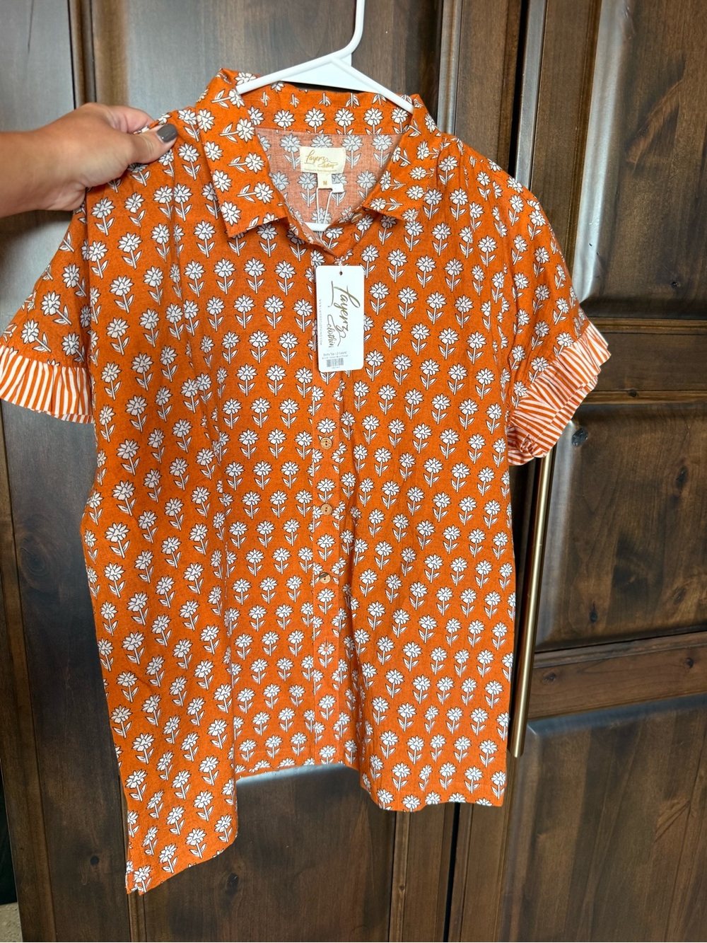 Women's Orange UT Floral Short-Sleeve Button Front Blouse